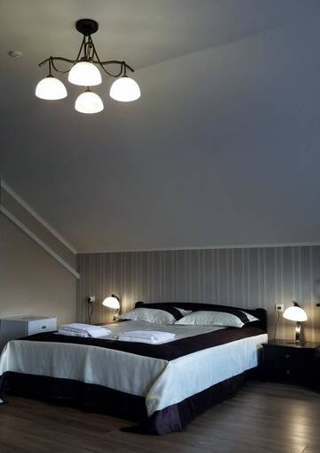 Фото номера Семейный полулюкс Отель Hotel Central Park г. Velyikyy Bychkiv 12