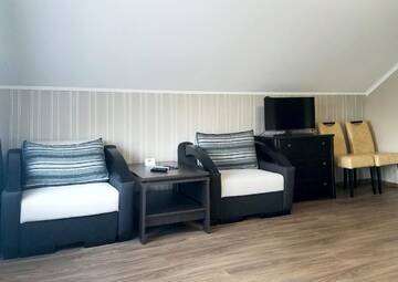 Фото номера Семейный полулюкс Отель Hotel Central Park г. Velyikyy Bychkiv 15