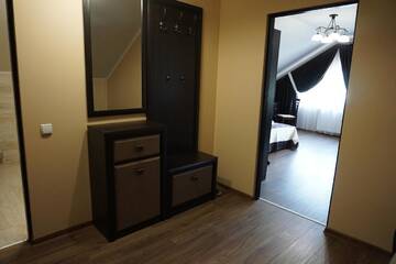 Фото номера Семейный полулюкс Отель Hotel Central Park г. Velyikyy Bychkiv 24