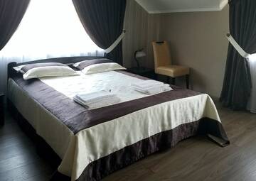 Фото номера Семейный полулюкс Отель Hotel Central Park г. Velyikyy Bychkiv 18
